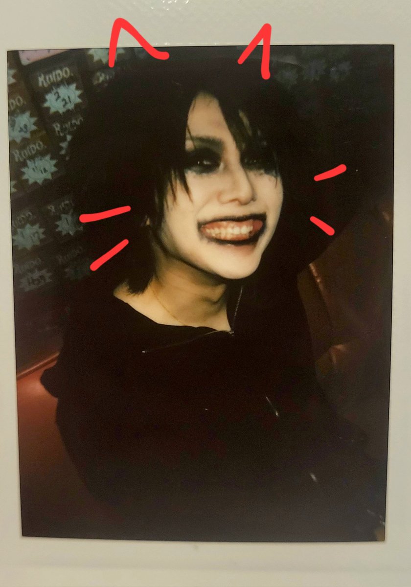 Mel ☆ Missing mme tweet media