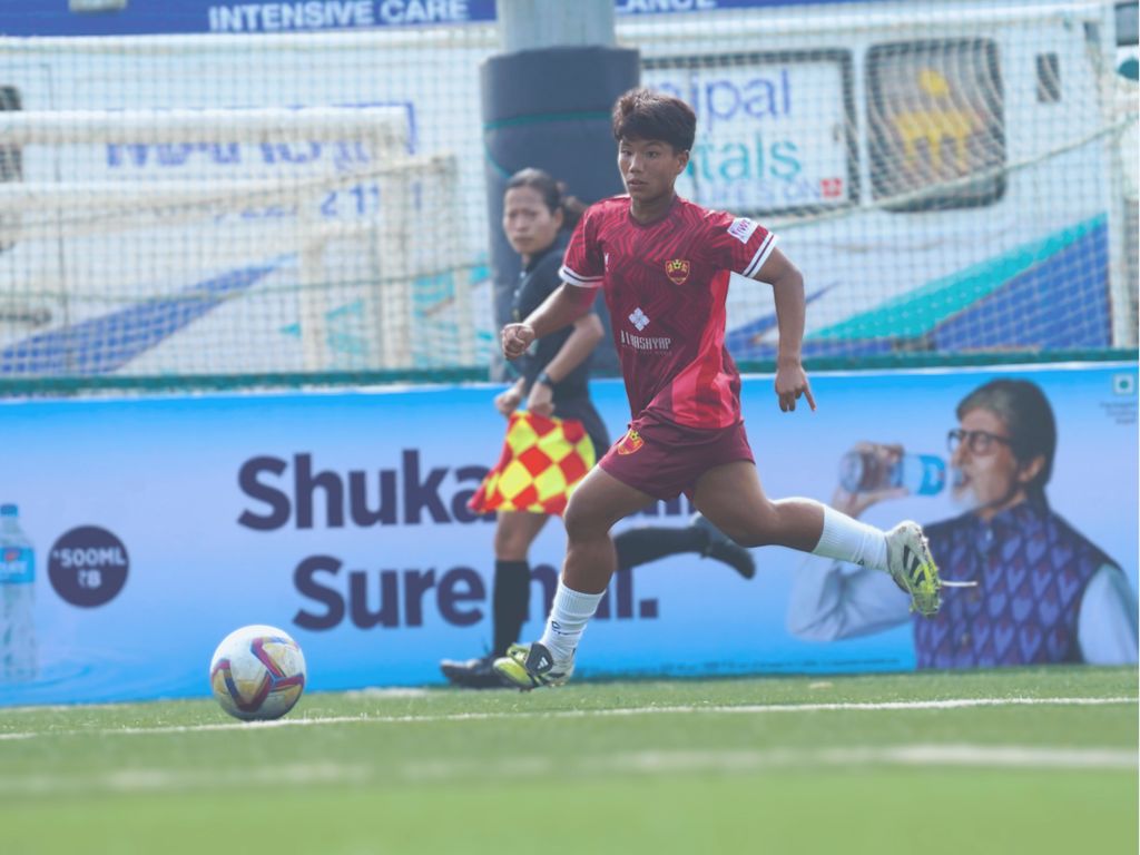 roots_football's tweet photo. Matchday 1 through our lens 📸

#RootsFC #RootsWomen #IWL2 #ShePlaysForRoots https://t.co/7qCKfZQYff