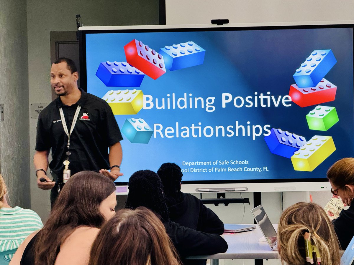 Sheena Blue tweet media