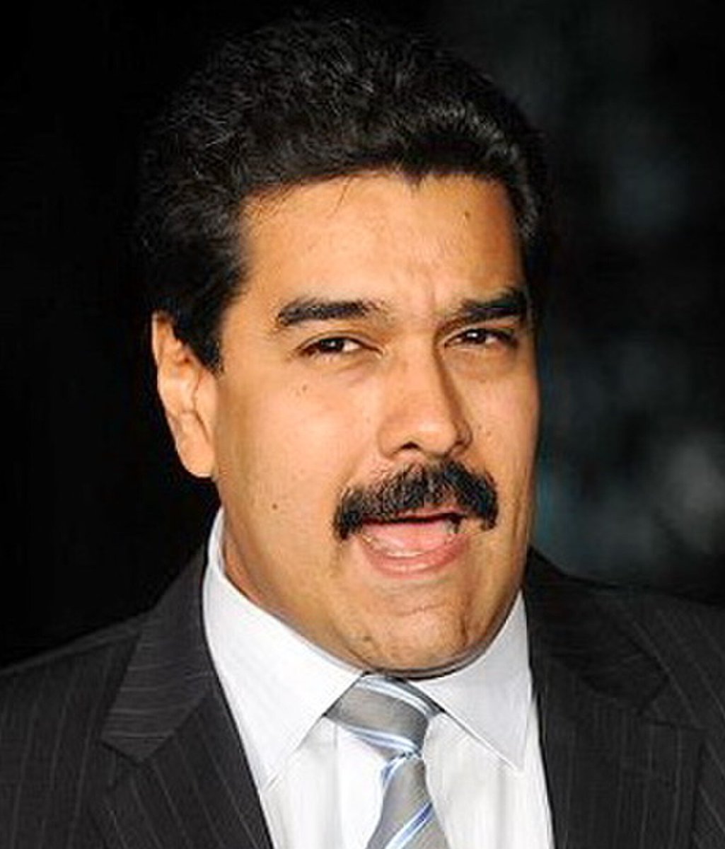 Stats Globe tweet media