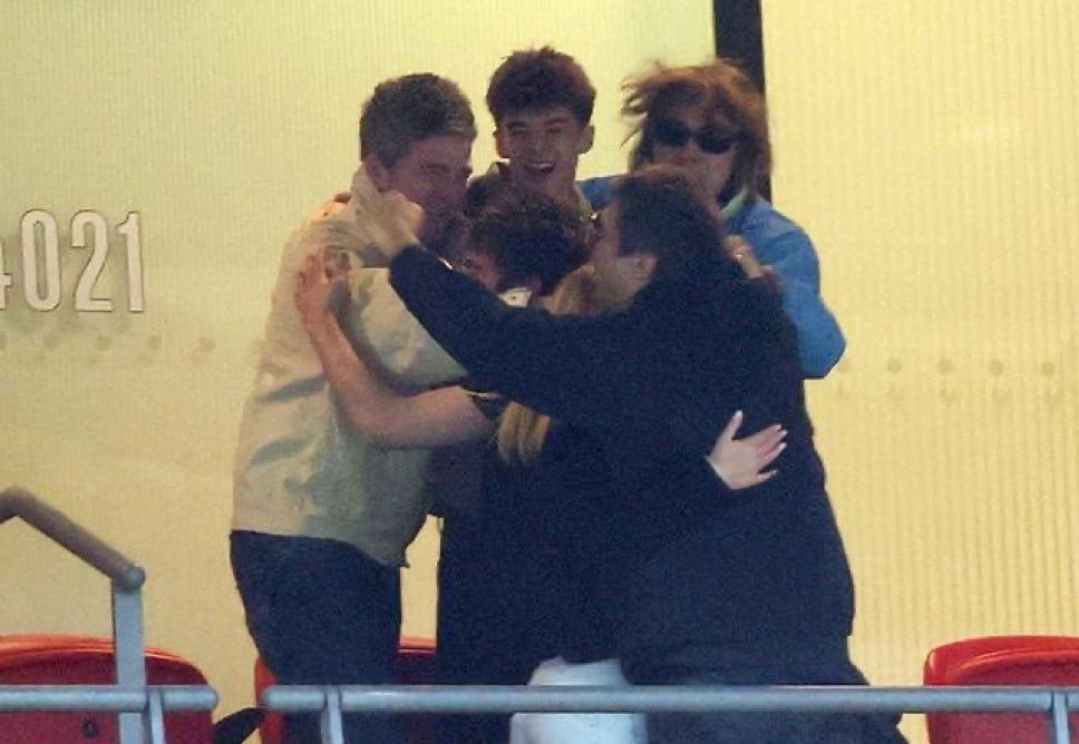 Liam Gallagher Fans Club tweet media