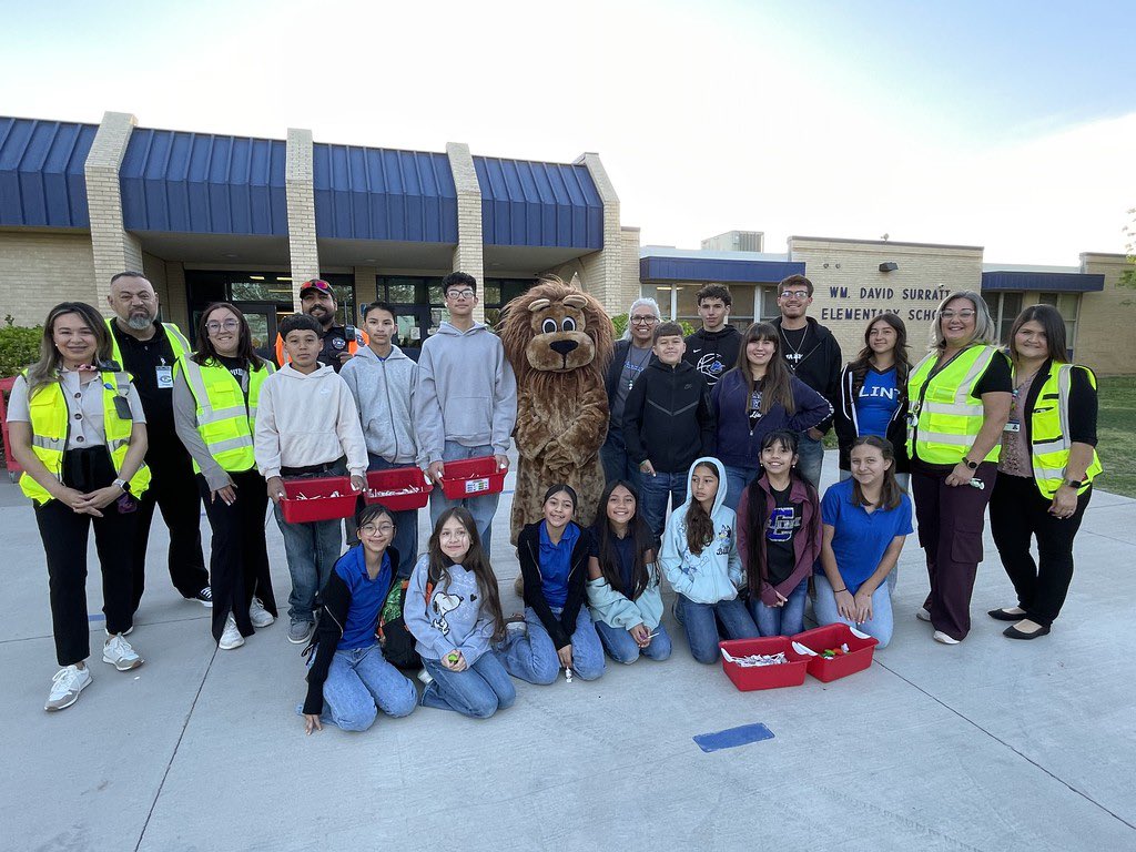 Clint ISD tweet media
