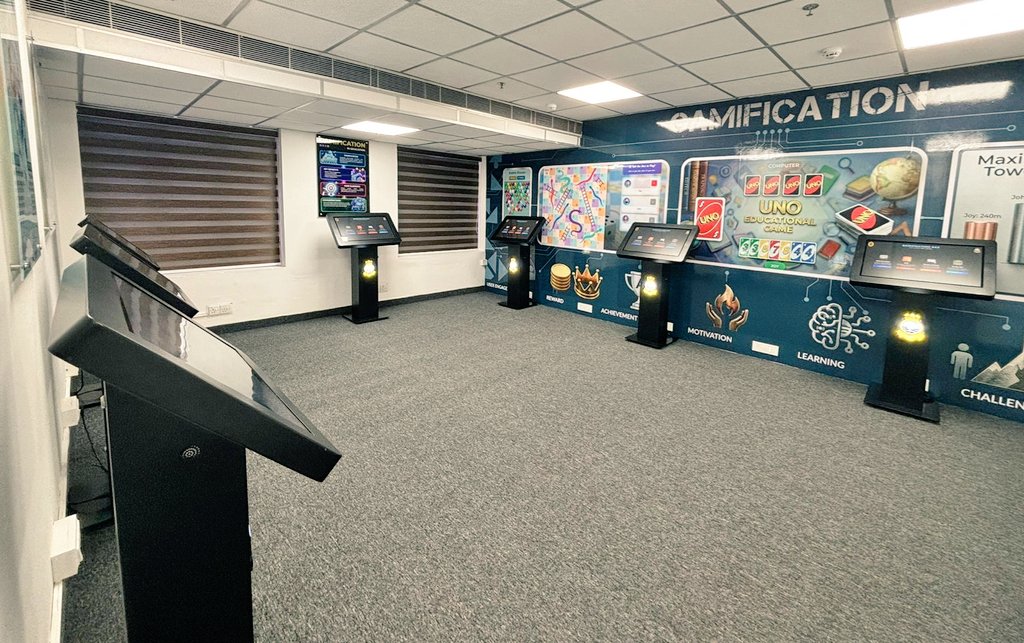 IN_HQSNC's tweet image. Gamification in Naval Training

In a maiden initiative at #SNC, Lt Cdr Kishore Kumar inaugurated a 'Gamification Bay' at Naval Institute of Educational and Training Technology (NIETT), #Kochi on #23Mar 26 in the presence of RAdm Deepak Singhal, CSO(TRG),HQSNC.
Four educational