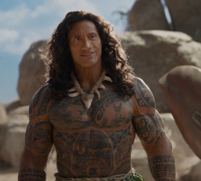 Kulturlesite_'s tweet image. Premier aperçu de Dwayne Johnson en tant que Maui dans le live-action de « VAIANA » !!