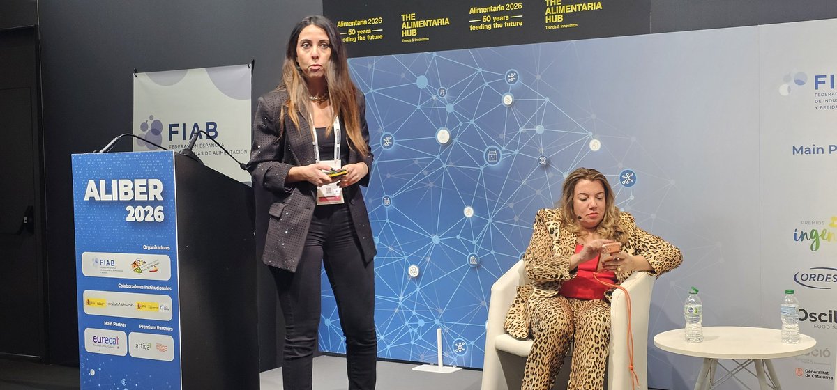 Food4LifeSPAIN's tweet photo. @accio_cat @Grupo_CARINSA @esFIAB @OEPM_es @Eurecat_news @InstitutCerda 🆙️ #ALIBER2026 | Carmen Ovejero, Area Manager de #FIGroup, ha presentado las actividades desarrolladas por esta entidad, destacando la importancia de contar con buenos aliados para innovar y avanzar. https://t.co/FfRhXAzdqu