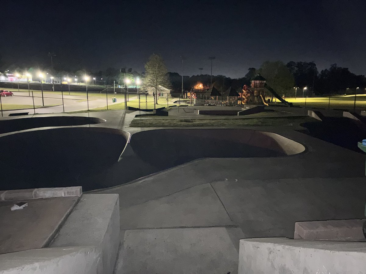 𝙻𝚘𝚛𝚍 𝙱𝚎𝚊𝚞𝚡 tweet media