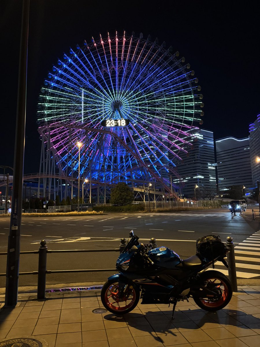 dn_wx8's tweet photo. 湘南、横浜行ってきた！！バイク https://t.co/ttIFbQQ0zj