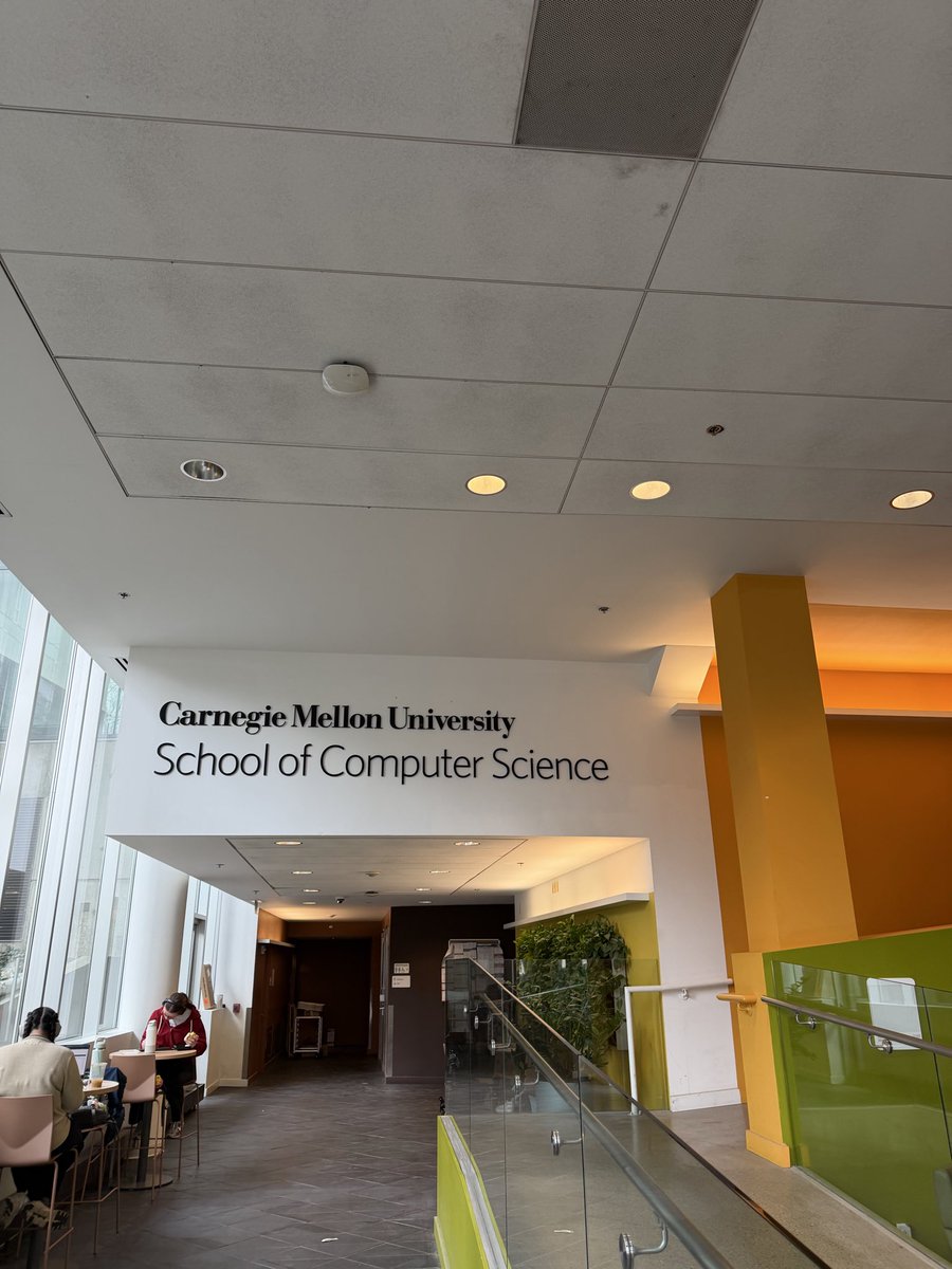 Touched down at CMU Pittsburgh for the day.

It’s so chilly hear.

Happy I chose the Silicon Valley campus 😂 

If you’re around hmu would love to chat about startups and AI