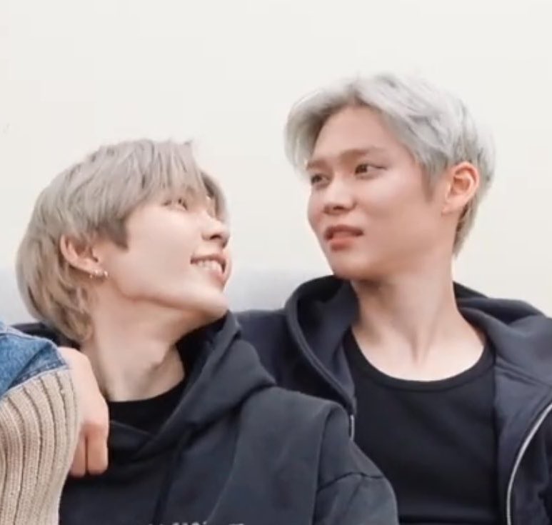 ᴍɪʏᴜ🎐 tweet media