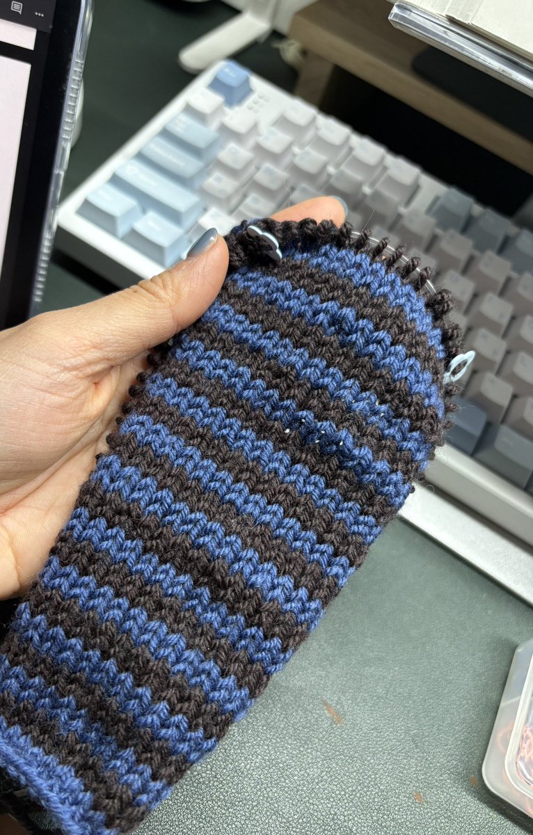 뜨치광이 윤🧶 tweet media