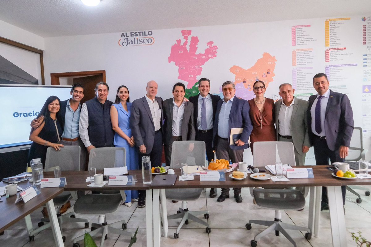 Alberto Esquer tweet media