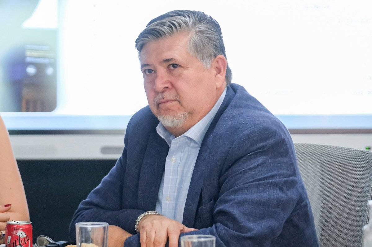 Alberto Esquer tweet media