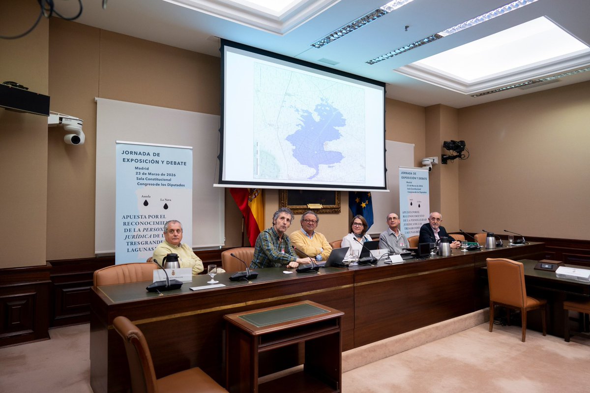 Esther Gil de Reboleño tweet media