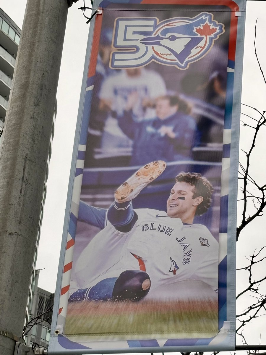 Elizabeth tweet media