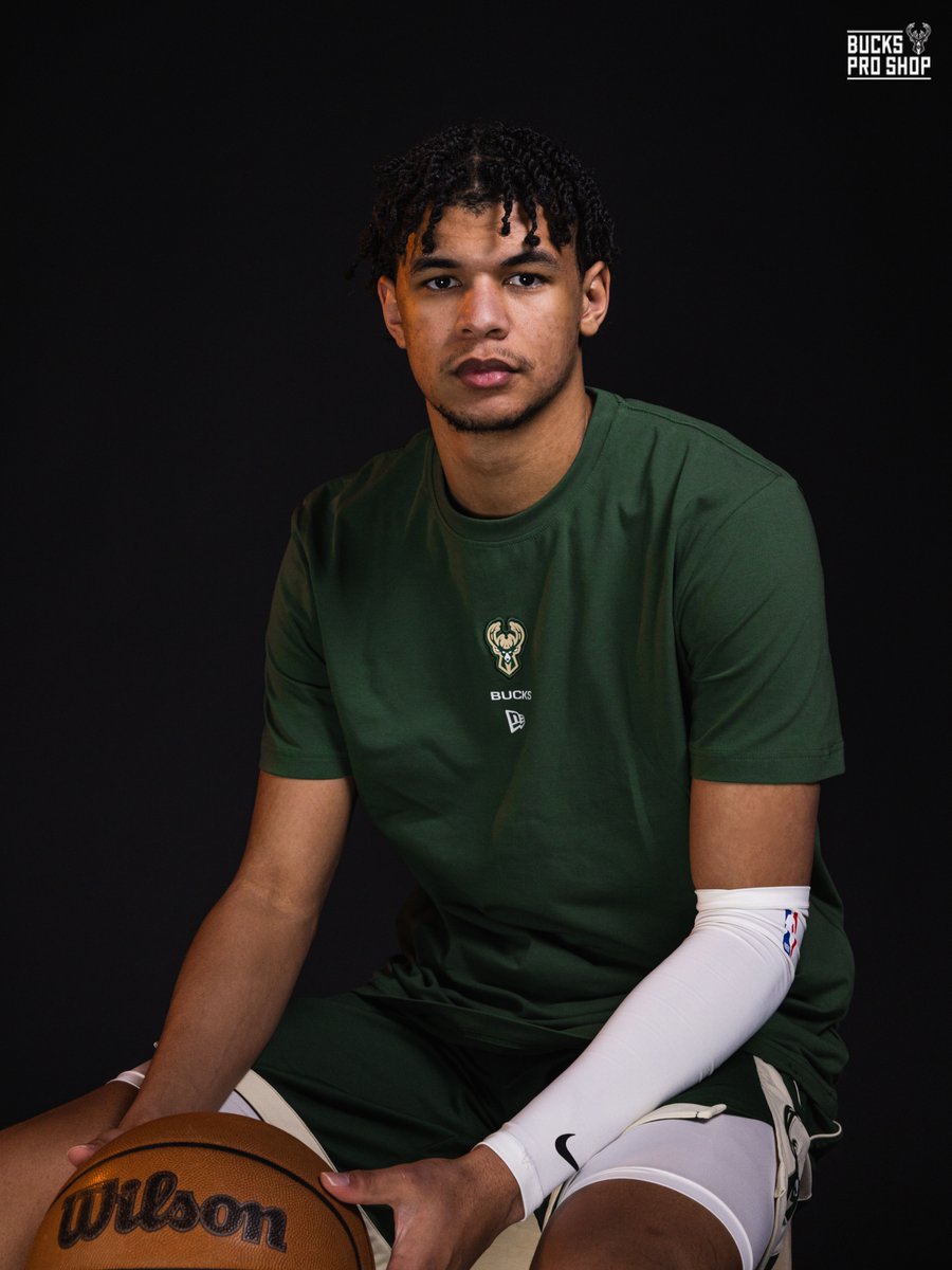 Bucks Pro Shop tweet media
