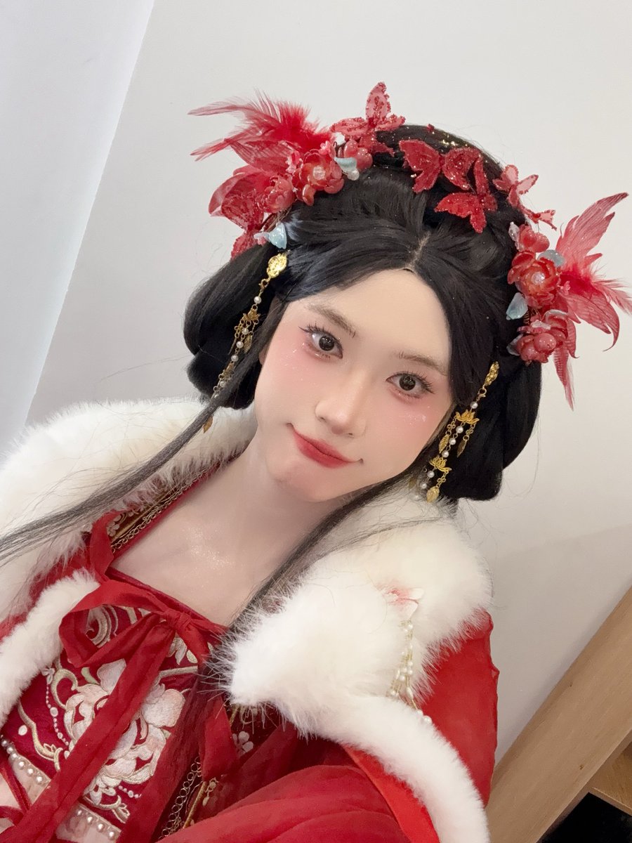 Nine France 🌼 tweet media