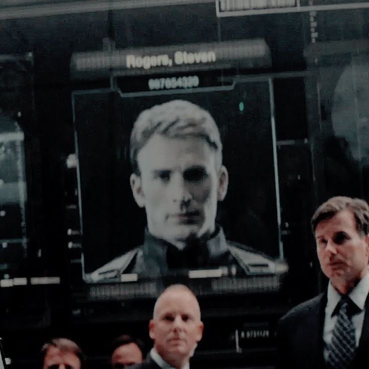 lina ⨂ tweet media