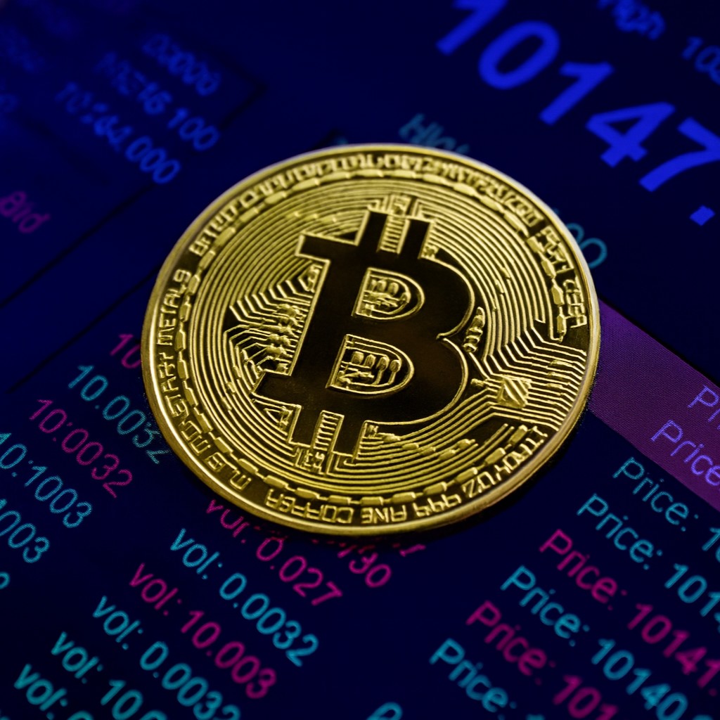 CoinMarketCap tweet media