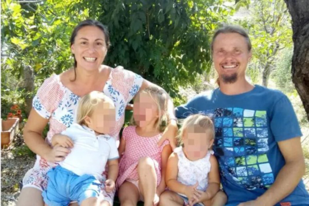 VperValeria tweet media