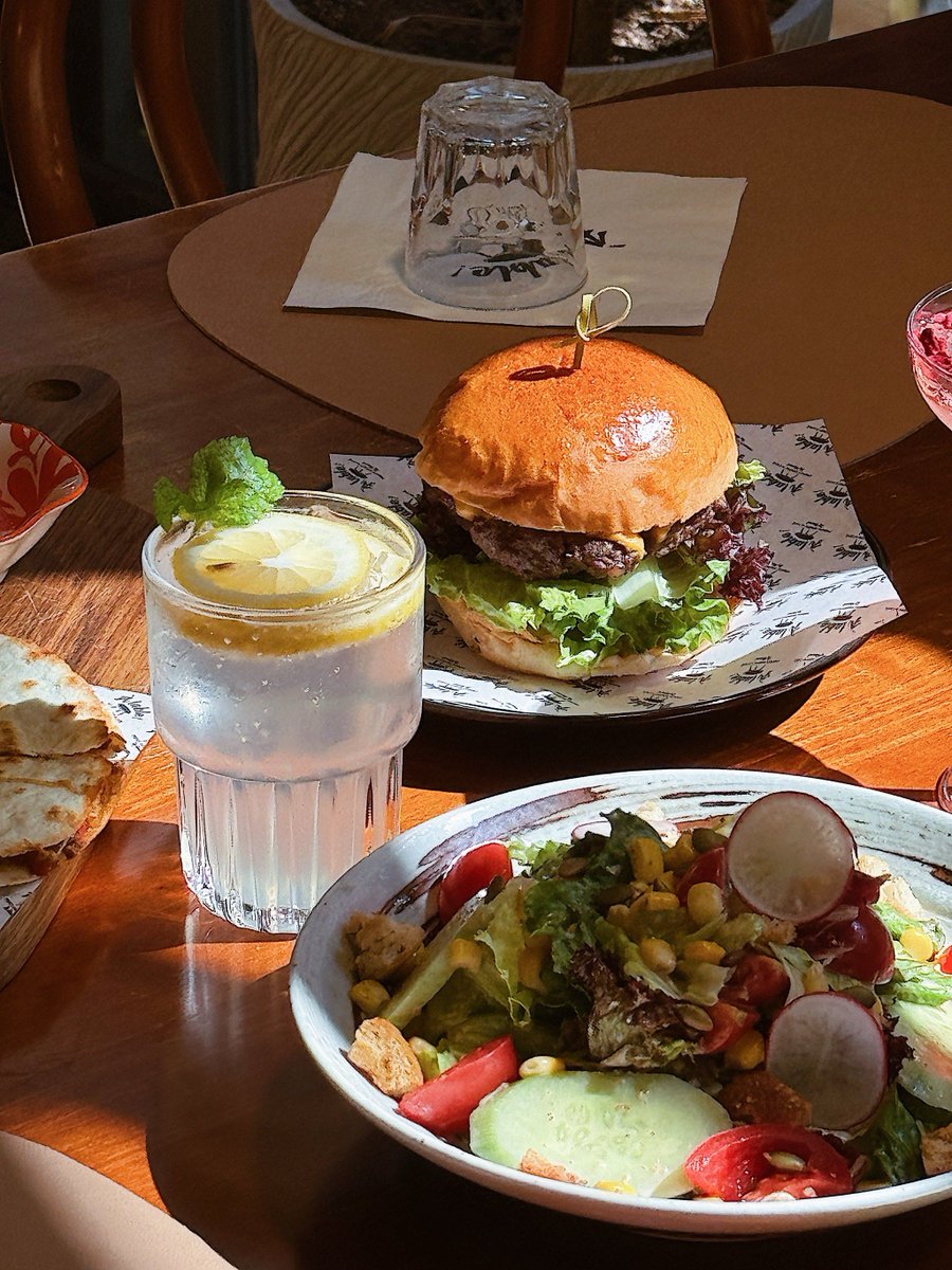 Дина tweet media