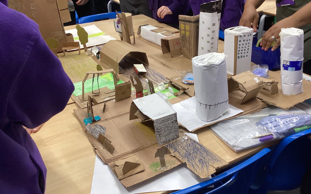 uclchemeng's tweet image. Great to see @uclchemeng making a real impact during British Science Week 2026 - inspiring the next generation through hands-on activities, outreach, and engaging STEM experiences.

Find out more ➡️ ucl.ac.uk/engineering/uc…
#BritishScienceWeek