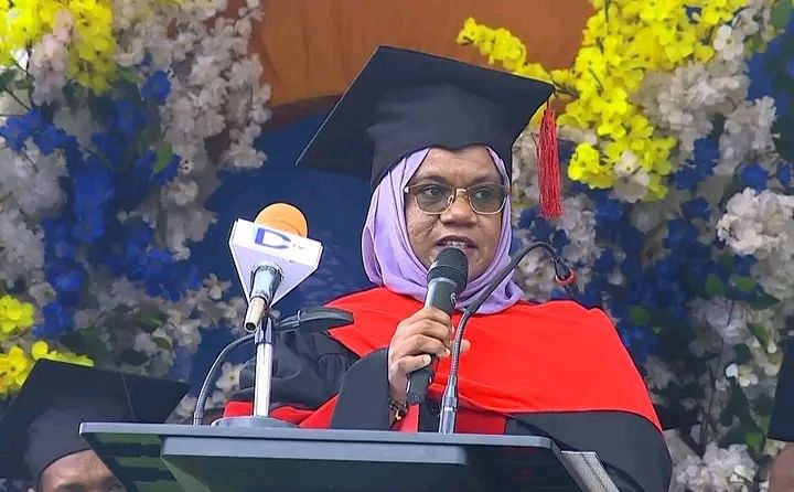 HussenM08708090's tweet photo. I extend my formal congratulations to the graduates of the #CMHS, #DDU.
Graduates in Midwifery, Nursing, MLT, Psychiatry Nursing, and postgraduate s (MPH &amp; MPH in Human Nutrition) have achieved a significant academic milestone. Wishing you continued success in service to humanity https://t.co/KQFScOPvFE