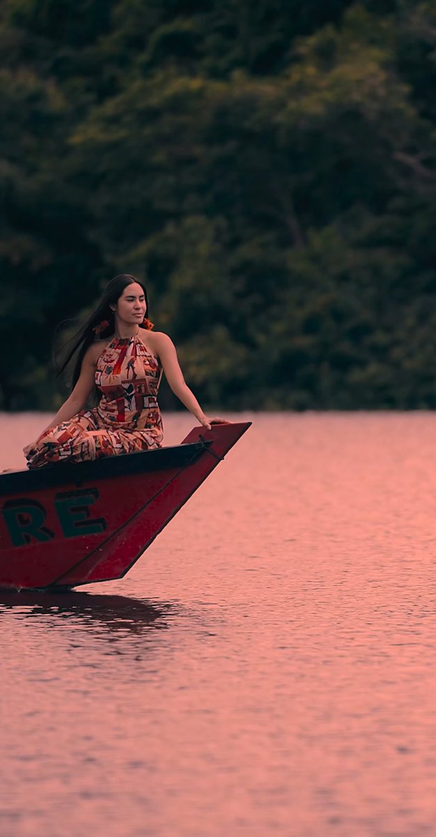 Central Isabelle Nogueira tweet media