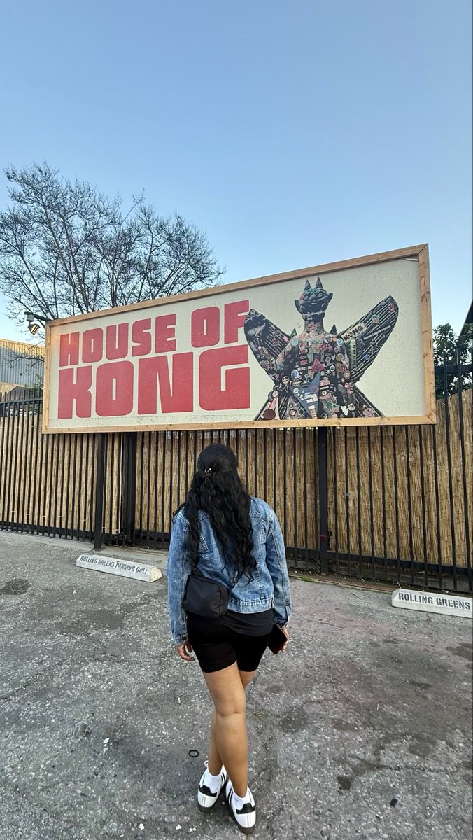 lerayons's tweet photo. Amazing! #HouseOfKong 
@gorillaz https://t.co/YkPwFmoYcr