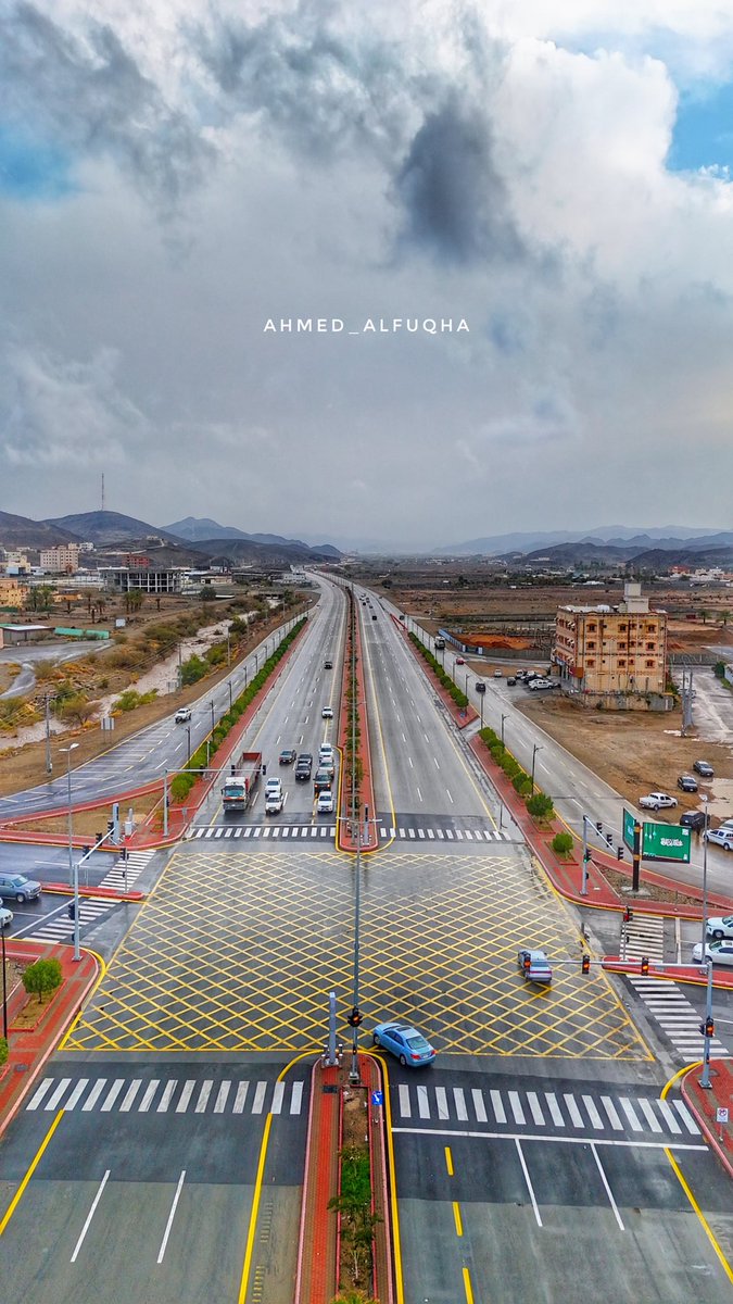 العقيق الان tweet media