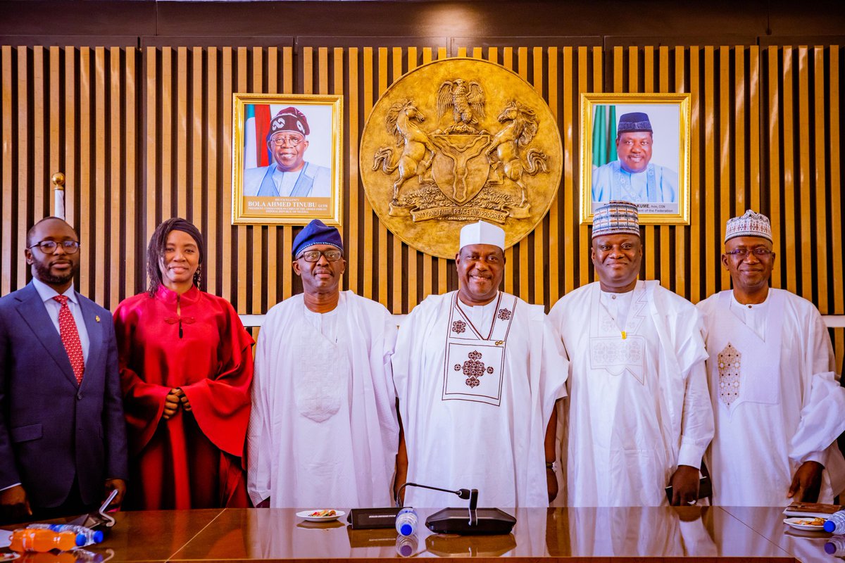 Senator Dr. George Akume tweet media