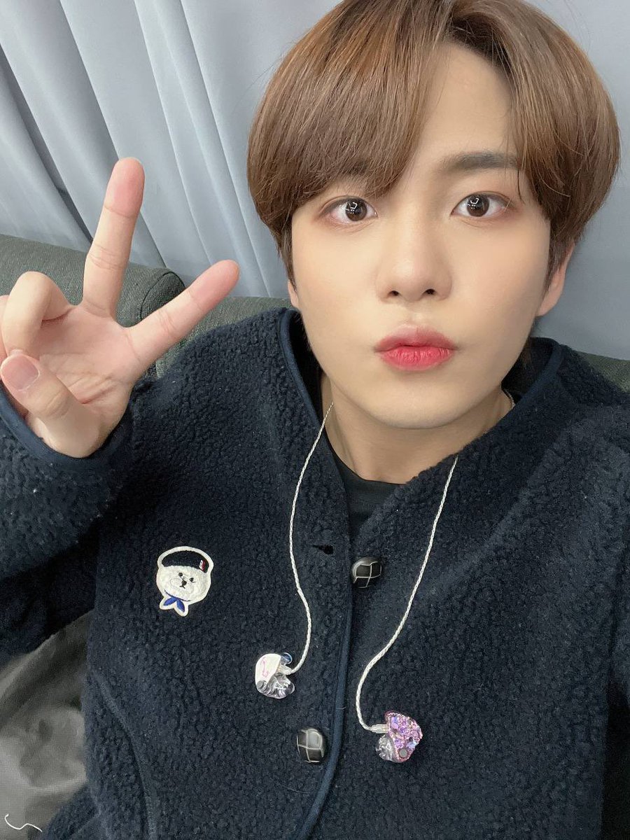 JJONGbearTH tweet media