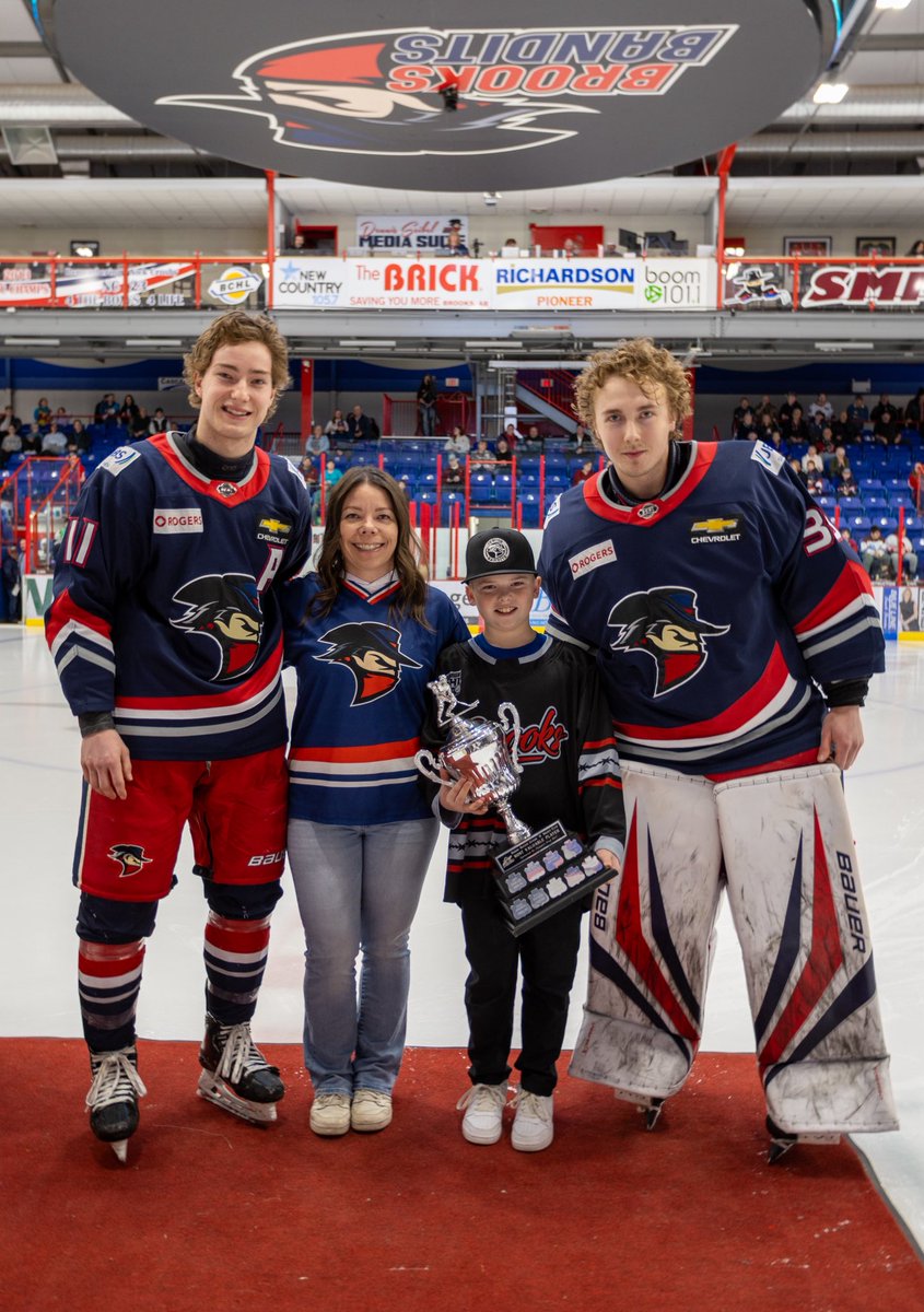 brooks_bandits's tweet photo. Awards night was a success!

Top Scorer sponsored by Smith Group
Winner: Jack Good
Presenter: Jackie Smith
 
Fan Favourite sponsored by Stitch FX
Winner: Michal Marsalek
Presenter: Daylen Bergquist
 
Most Improved
Winner: Jack Rosensteel
Presenter: Ken Fleury
 
Most Game Stars  sponsored by Sportside Source for Sports
Winner: Liam Fitzpatrick/Jack Good
Presenter: Pete Gronemeyer
 
Team Hustler sponsored by Smith Group in Memory of Raymond and Vickie Smith
Winner: Francois De Villiers/Isaac Johnson
Presenter: BJ Smith
 
Top Rookie sponsored by Baker Hughes
Winner: Alexei Zhukov
Presenter: Ryan Hauck
 
Top All-Forward sponsored by Mario’s Electric
Winner: Harry Ahlberg/Liam Fitzpatrick
Presenter: Eric Bonora
 
Top Defensive Forward sponsored by Chizik Holdings LTD.
Winner: Mathis Dufour
Presenter: Diane Declerq
 
Top Defenceman sponsored by Smith Group in Memory of Doug Grisbrook
Winner: Dante Siciliano
Presenter: Terence Westera
 
Unsung Hero sponsored by TeamFS
Winner: Frantisek Albrecht
Presenter: Julia Collin
 
MVP sponsored by Shoppers Drug Mart
Winner: Isaac Johnson/Zach Zahara
Presenter: Reiko and Bexton Wenzel