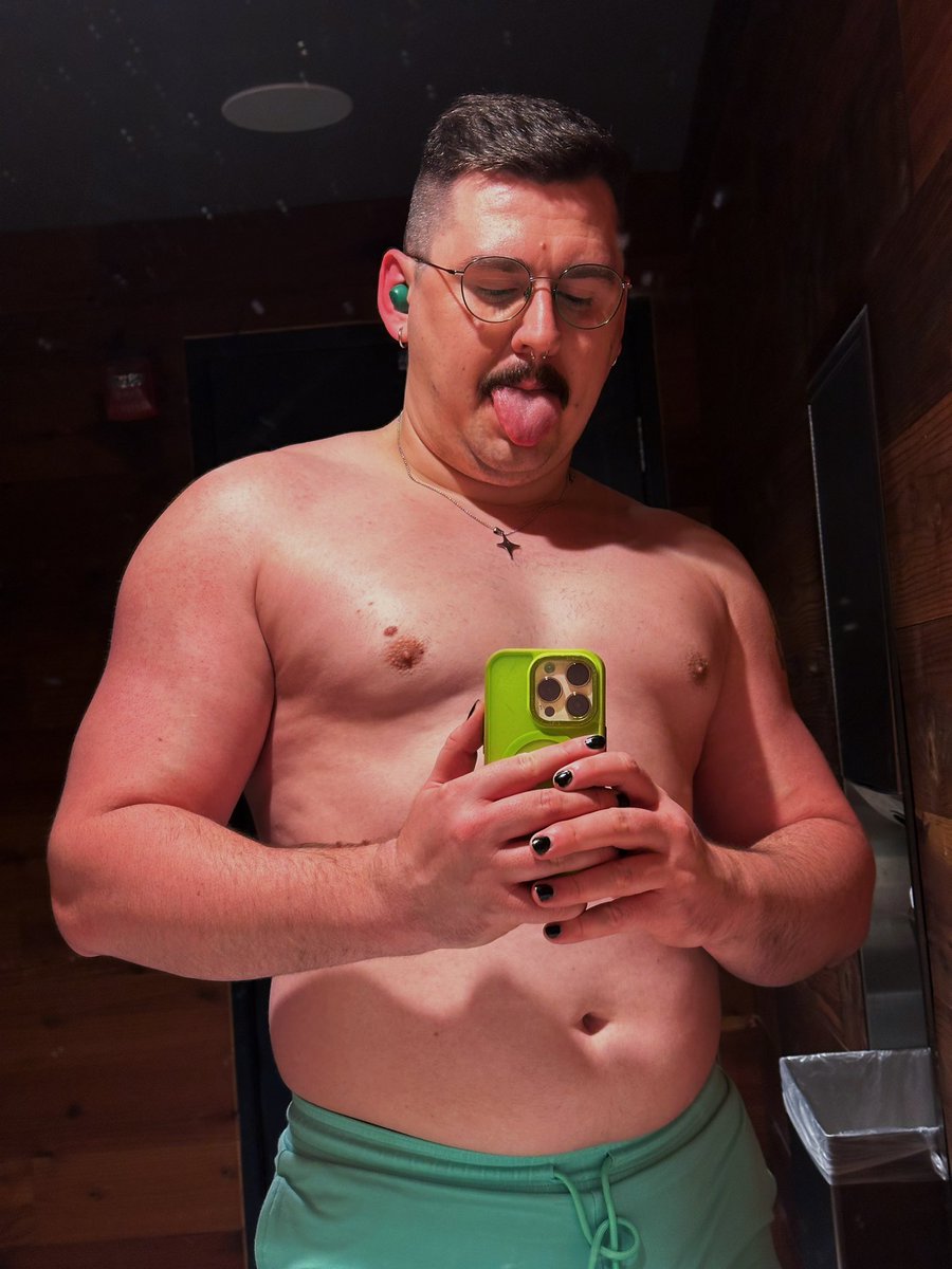 jimby 👽✨ tweet media