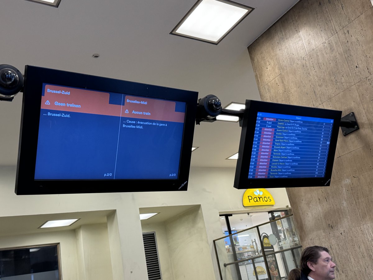 ManuPointCom tweet media