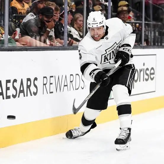 Jari the Hutt tweet media