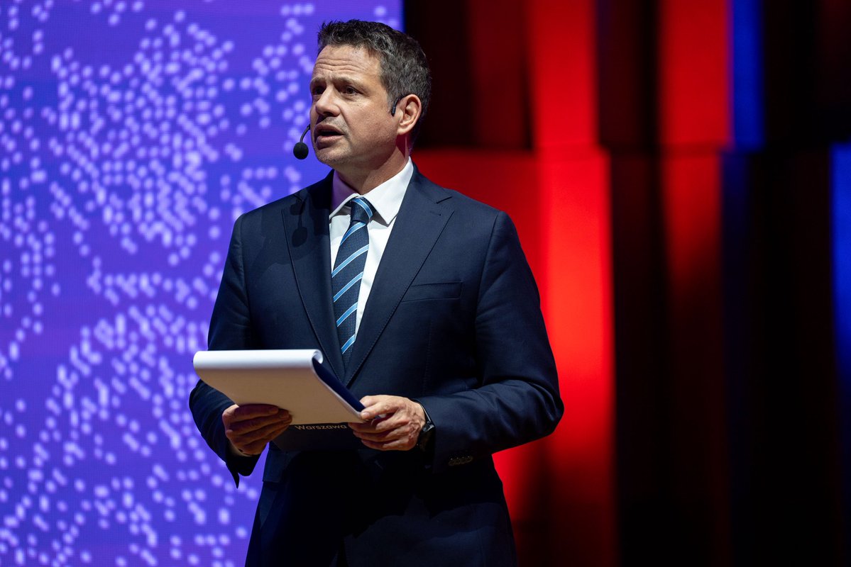 Rafał Trzaskowski tweet media