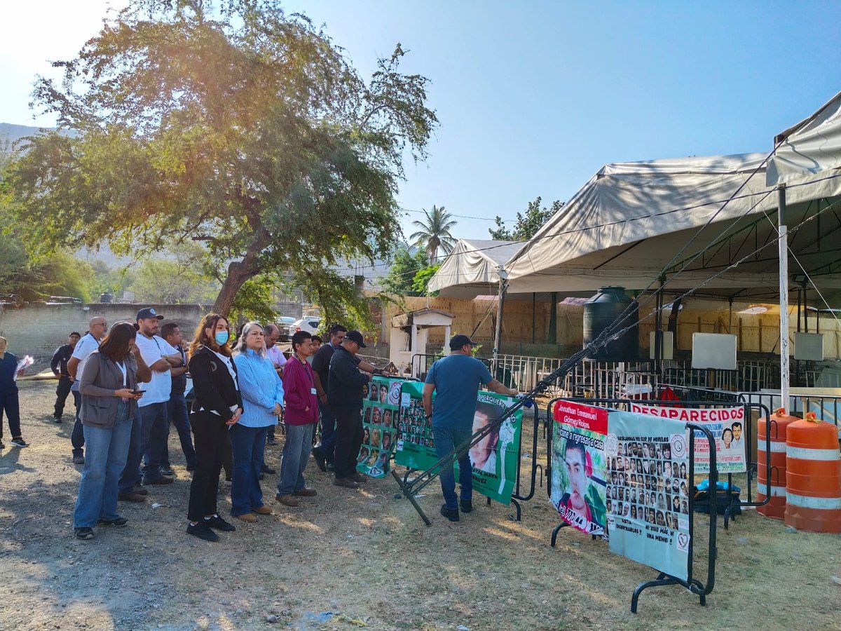 24_morelos's tweet photo. COMIENZAN TRABAJOS DE EXHUMACIÓN EN FOSA DE JOJUTLA
Este lunes 23 de #marzo, comenzó la quinta etapa de los trabajos de exhumación de la #fosa del panteón de la colonia Pedro Amaro del municipio de #Jojutla.