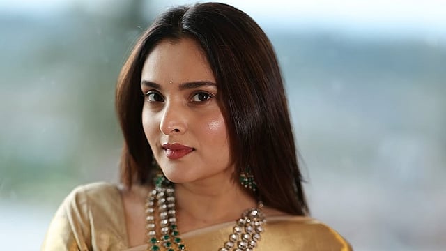 ÀŔÜÑ tweet media