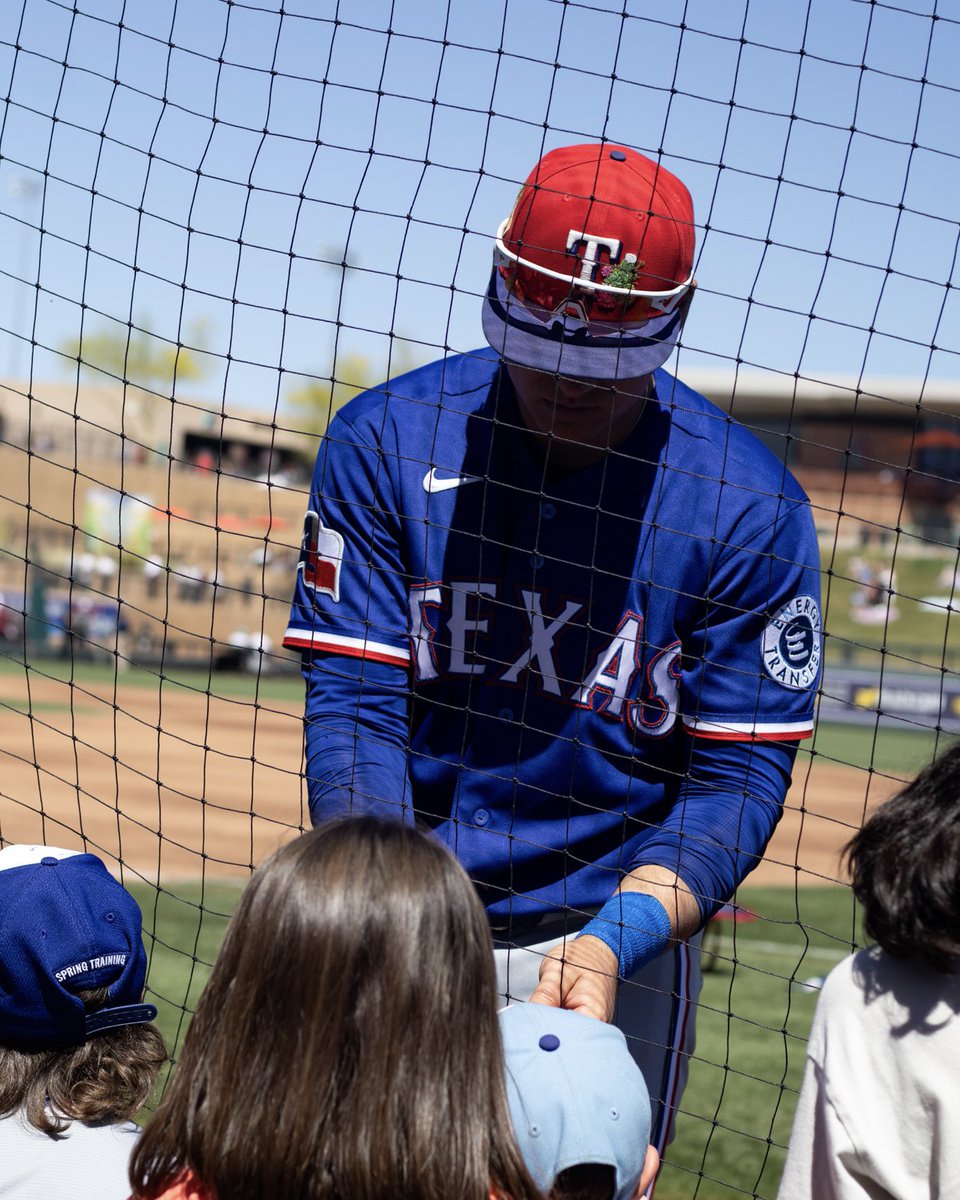 cactusleagueaz's tweet photo. We’re down to the final ✌️ days of Spring Training!
#SpringTraining #CactusLeague https://t.co/Akfuzr0t9I