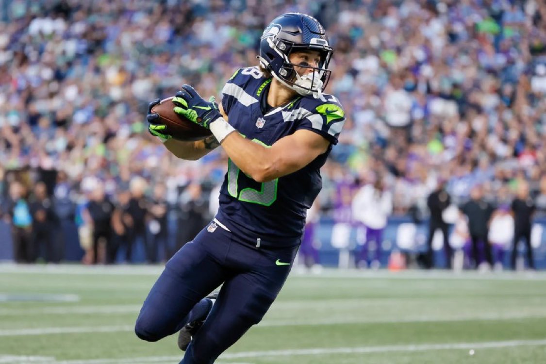 SleeperNFL's tweet image. The Seahawks are matching Jacksonville’s offer to retain Jake Bobo, per @FieldYates 

He’s not going anywhere.