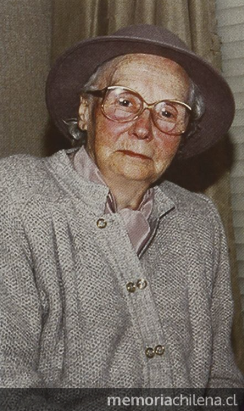 Biblioteca Nacional tweet media