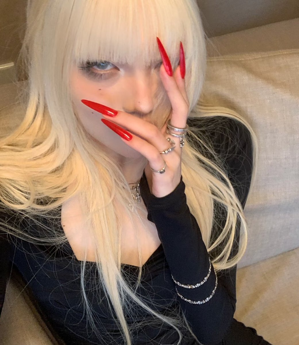 Nanami ᵃˡᵗ ᶠᵉᵐ tweet media