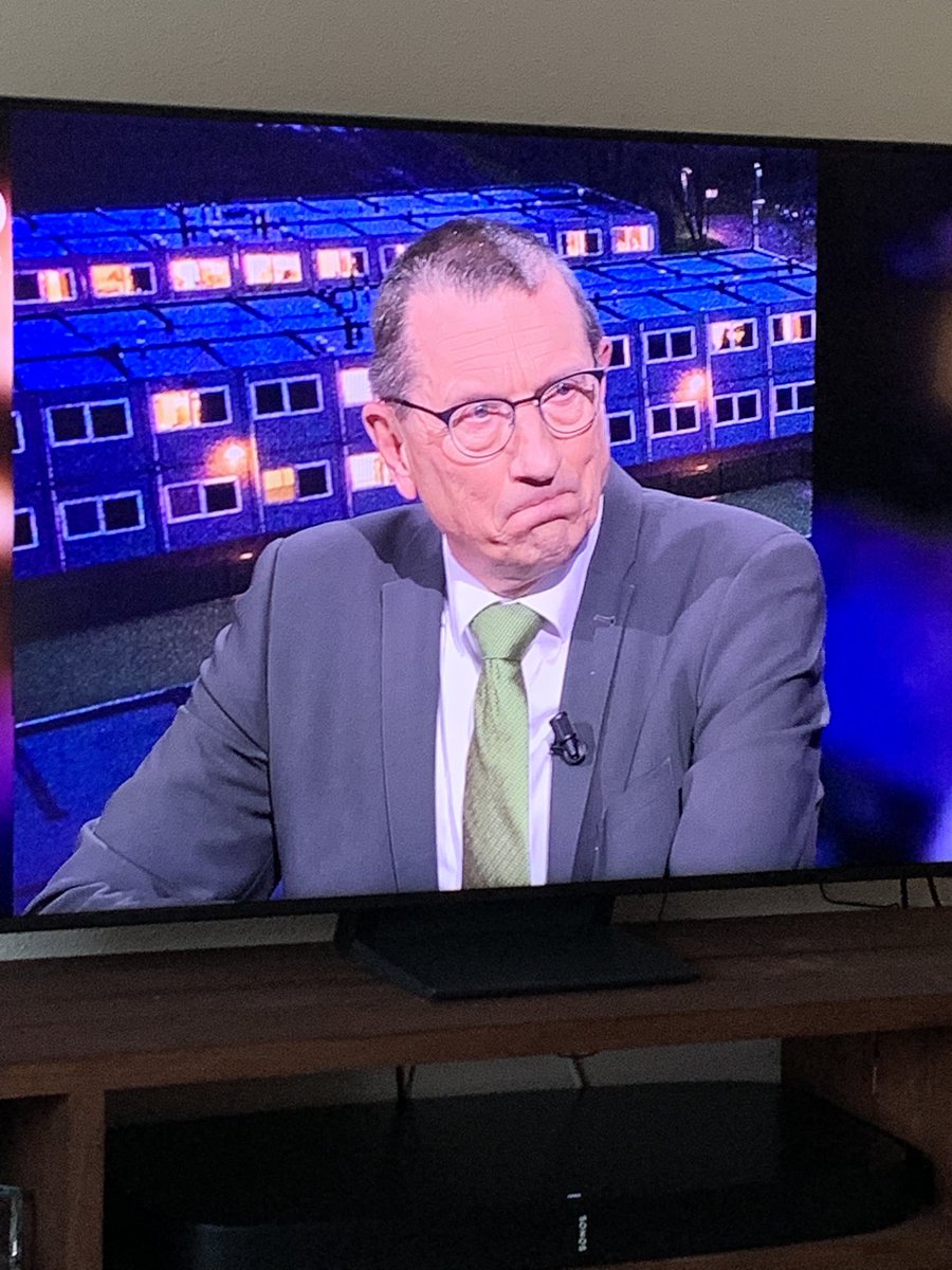 investorG tweet media