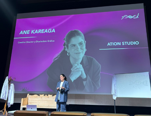 SJC_UVA's tweet photo. ¡Con la resaca emocional de 4 días maravillosos de ponencias, talleres y  una gran gala final, felicitamos a todo el equipo que forma @publicatessen por habernos recordado un año más que Publicatessen es el mejor festival universitario de España! 
#FacultadSJC #Segovia https://t.co/Ij5pLUo6ha