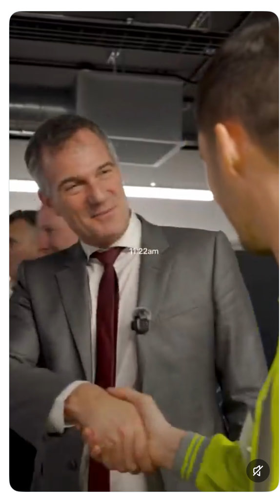 Greg Hadfield tweet media