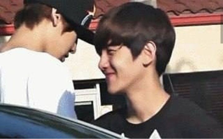 evil chanyeol tweet media