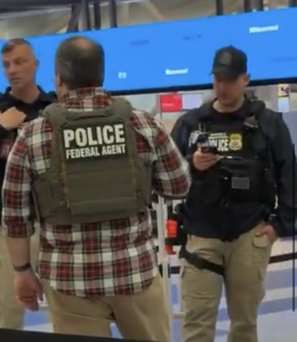 Former Republican 🇺🇸 tweet media