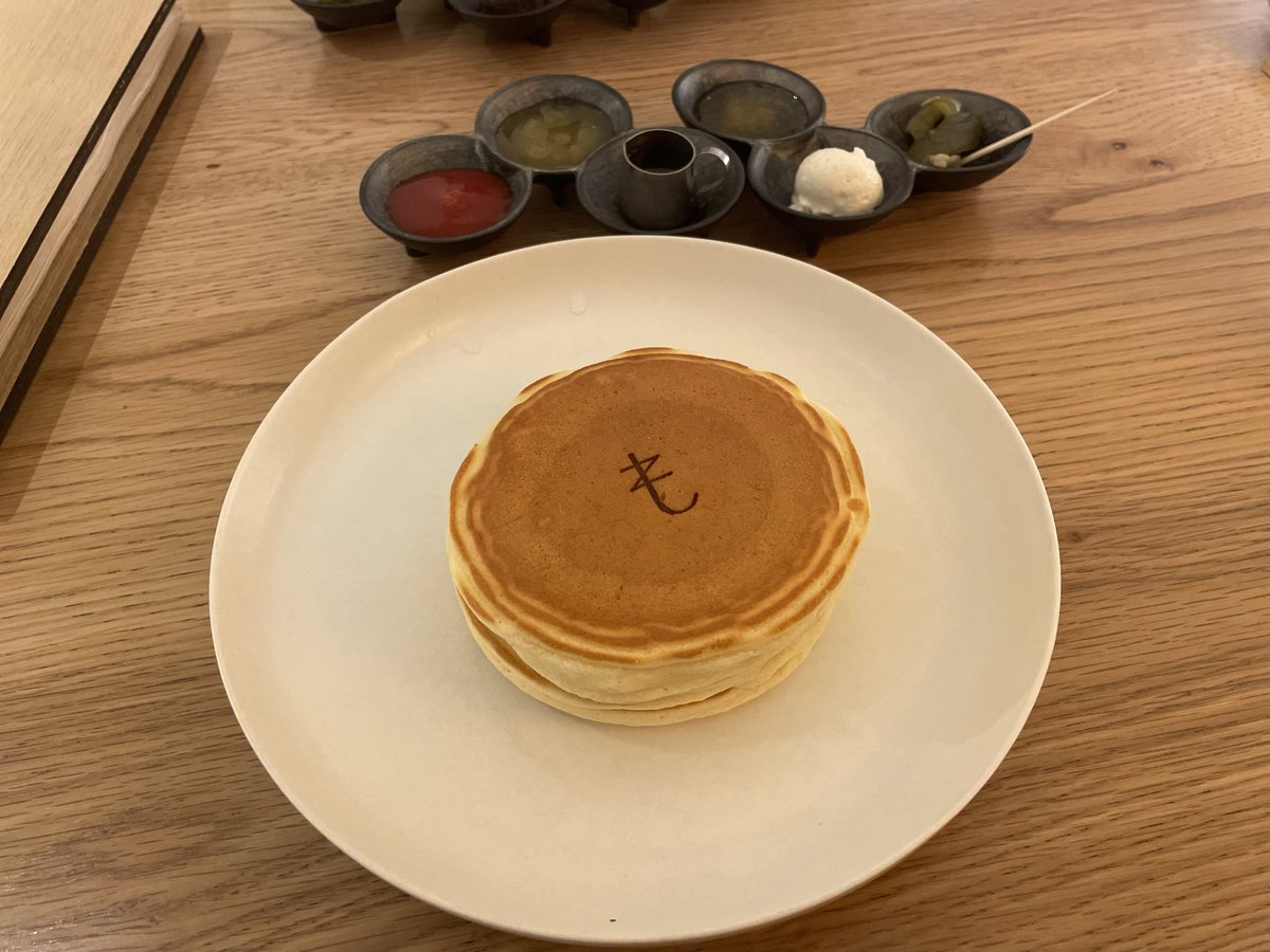 ウトイ tweet media