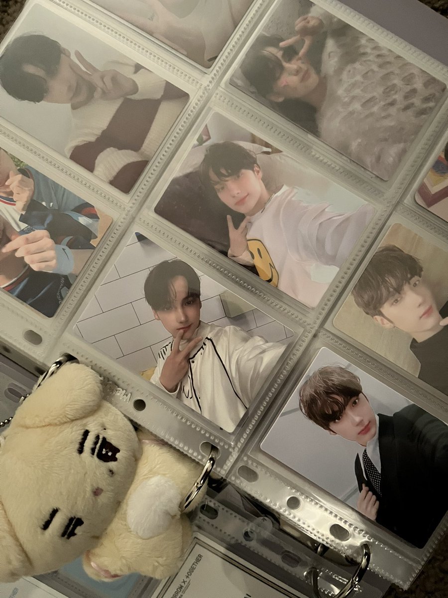 Ash ᨳ(⸝⸝◡◡◡⸝⸝) at moacon!! tweet media