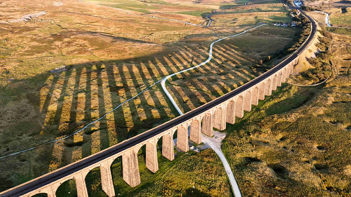 Yorkshire Dales National Park tweet media